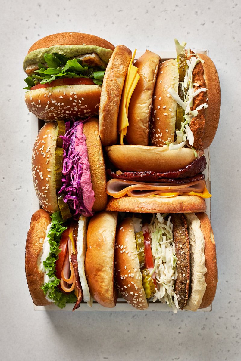 AnanthRinu's tweet photo. Burgers never looked so healthy right ? #foodphotography https://t.co/LomDS9c3Pj