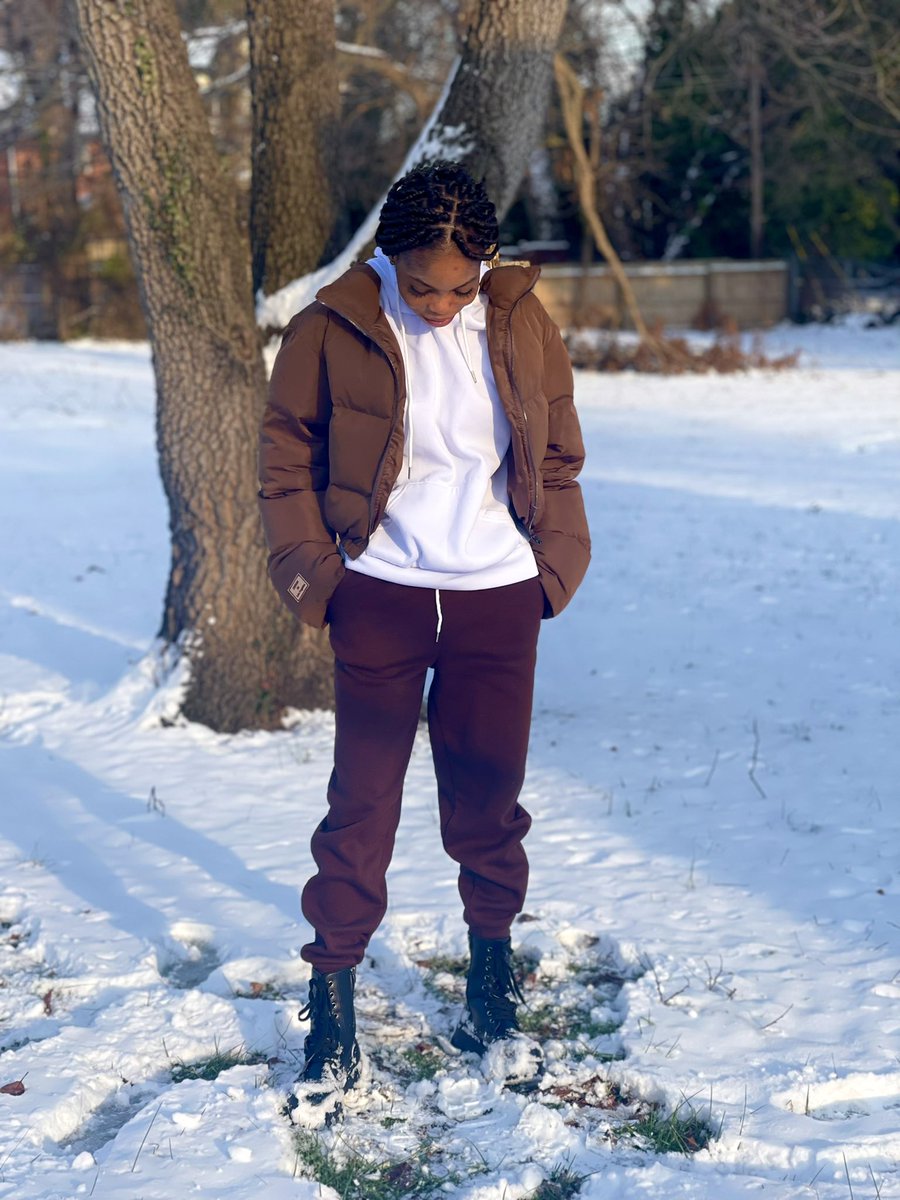 hextypayne's tweet photo. Hypothermia is temporary, drip is forever.💧
#Bitcoin #cryptocommunity #Davido #Wizkid #TrendingNow #Snowdrop #photography https://t.co/g9lR4yUQTh