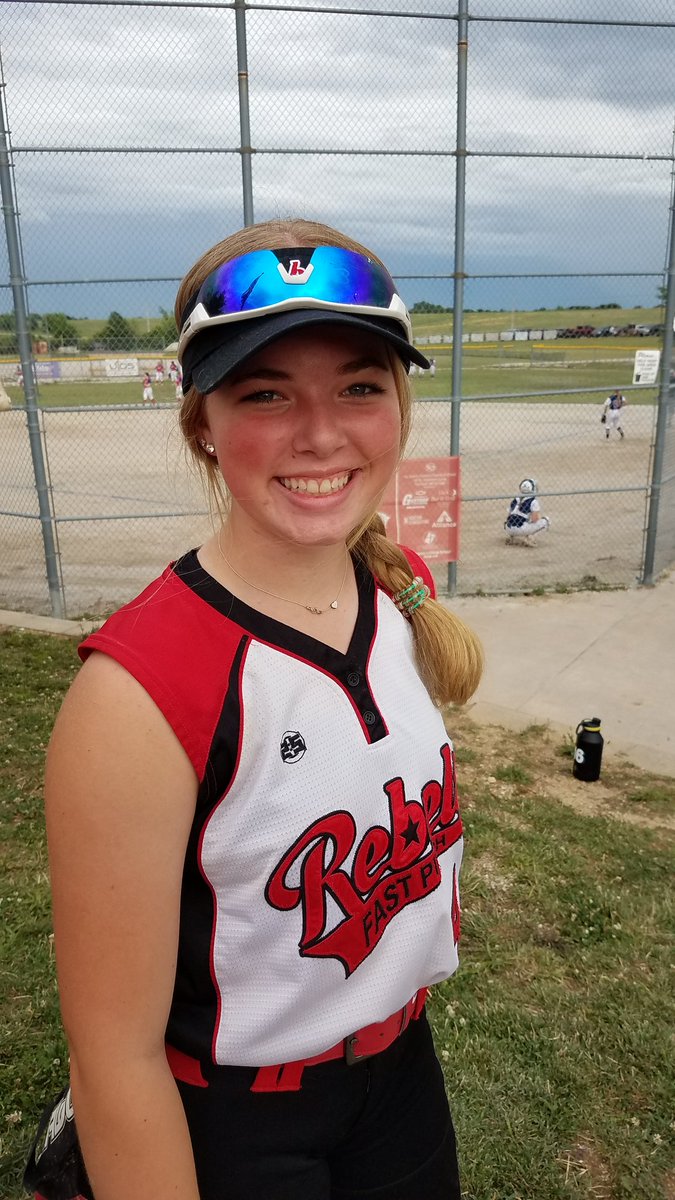 Rebels Softball 07-Dewert tweet media