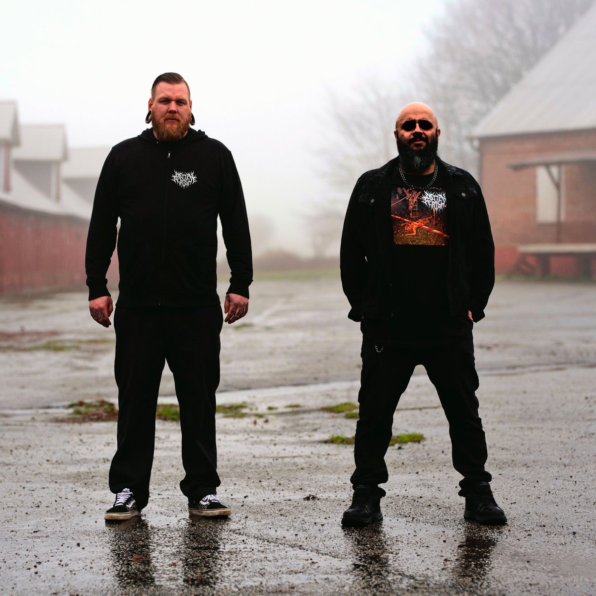 Rotten_Perish's tweet photo. CanCerberus &amp; Noth 
https://t.co/ltpPxVG6ws
Photo by @helgafromsweden

#RottenPerish #Swedish #Malmo #Sverige #Deathmetal #punk #Metal #MetalHead #metalfamily #underground
#unsigned #Independent https://t.co/kgi8Z9H01o