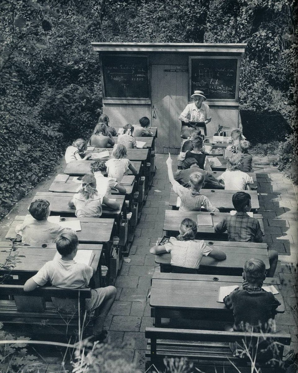 HistoryInPics's tweet photo. An open air school in 1957, Netherlands.⁣

In the beginning of the 20th century a movement towards open air schools took place in Europe. Classes were taught in forests so that students would benefit physically and mentally from clean air and sunlight. 

FOLLOW @HistoryInNFTs https://t.co/wsJbWGhy8W