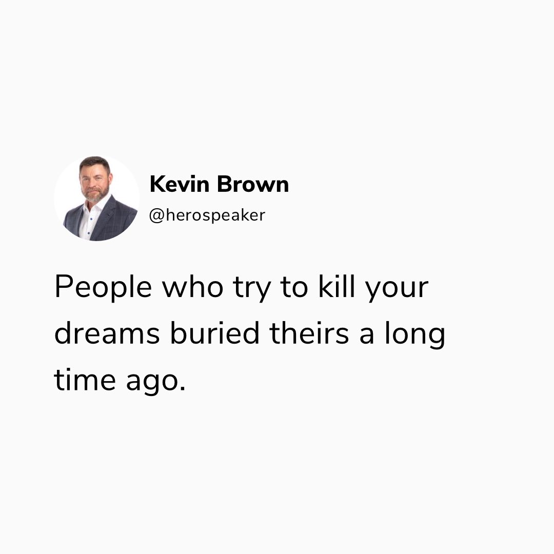 #stayfocused #focusonyourself #successfulmindset #beahero #yourownway #unleashingyourhero #writethisdown #surroundyourselfwithpositivepeople