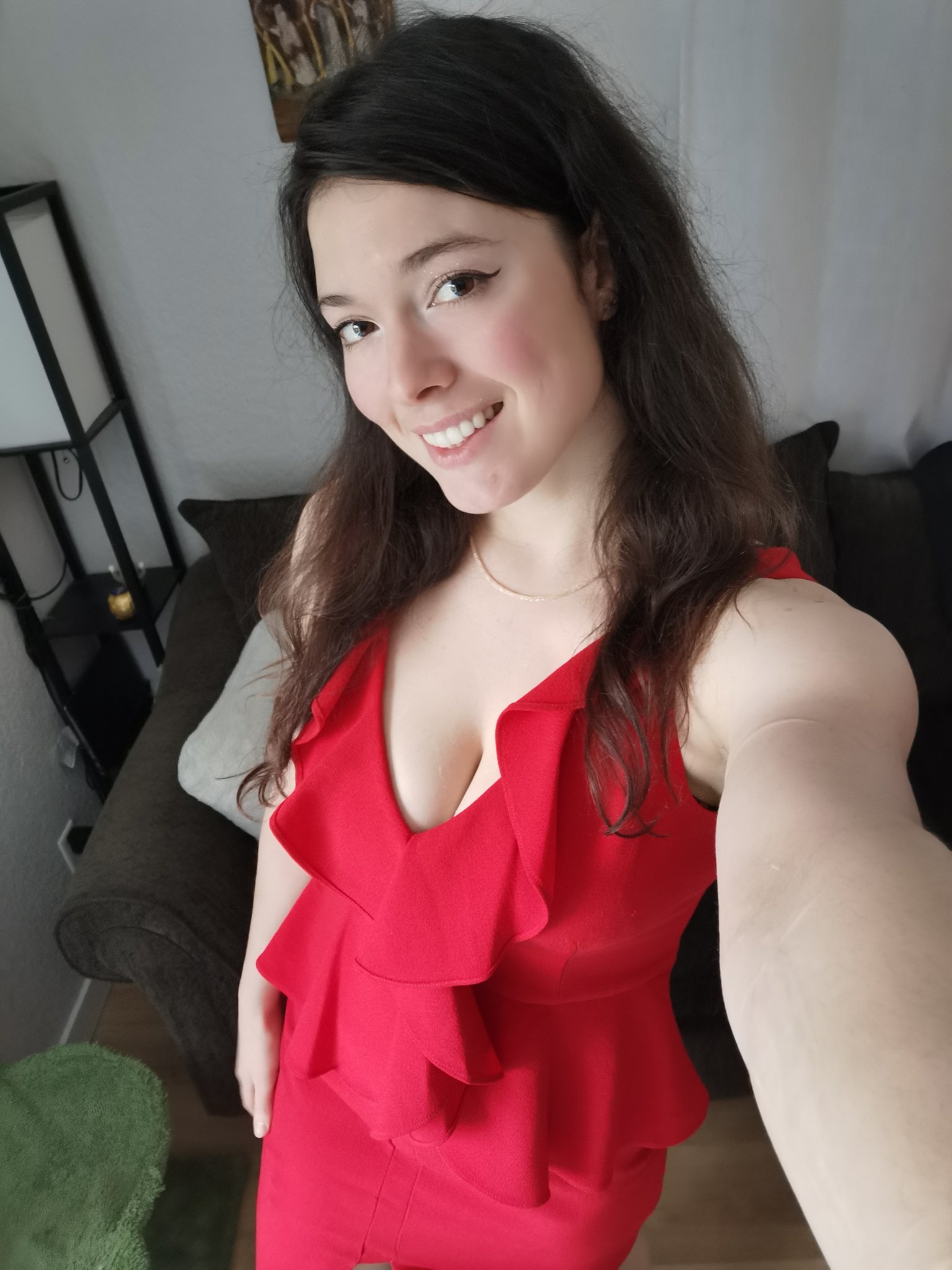 TW Pornstars - Tigger Rosey🇨🇦 XBIZ Miami. Twitter. It's my friends birthday today! I'll be sure