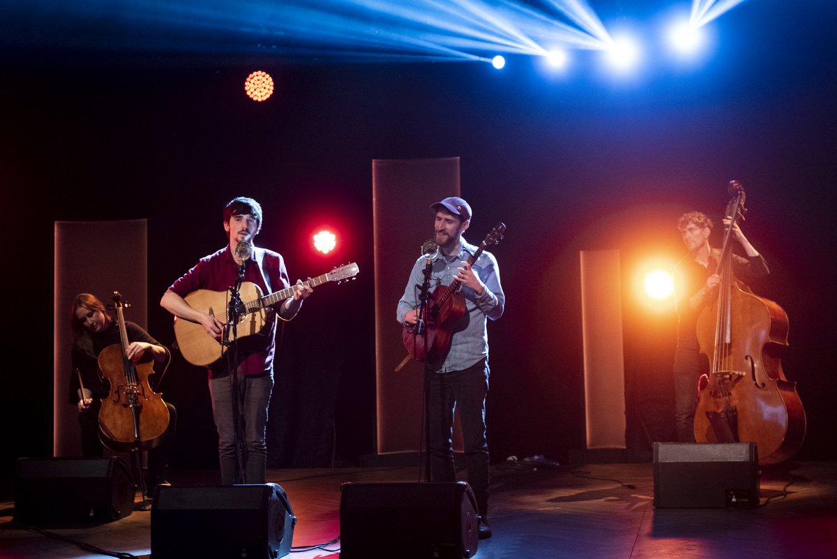 yevagabonds's tweet photo. Such a treat to play a new song on the @Tommedian Show tonight! The song is called Blue is the Eye. Thanks to @kateelliscello &amp; Caimin Gilmore @SunCollective_ for joining us. We have some more news on the way very soon 🦑 https://t.co/hrlI7VhUzH