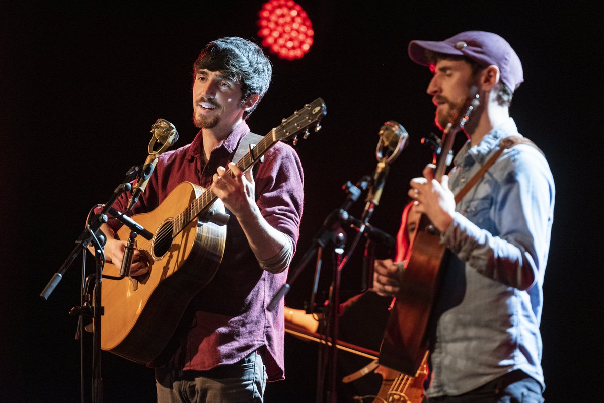 yevagabonds's tweet photo. Such a treat to play a new song on the @Tommedian Show tonight! The song is called Blue is the Eye. Thanks to @kateelliscello &amp; Caimin Gilmore @SunCollective_ for joining us. We have some more news on the way very soon 🦑 https://t.co/hrlI7VhUzH