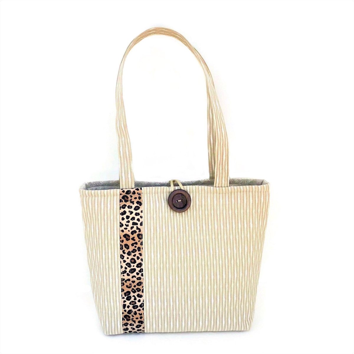 BelleEpoqueC's tweet photo. Excited to share this item from my #etsy shop: #cutepurse #springbags #leopardbag # animalprint https://t.co/fT2aEKJyDT https://t.co/6rOp2qQc26