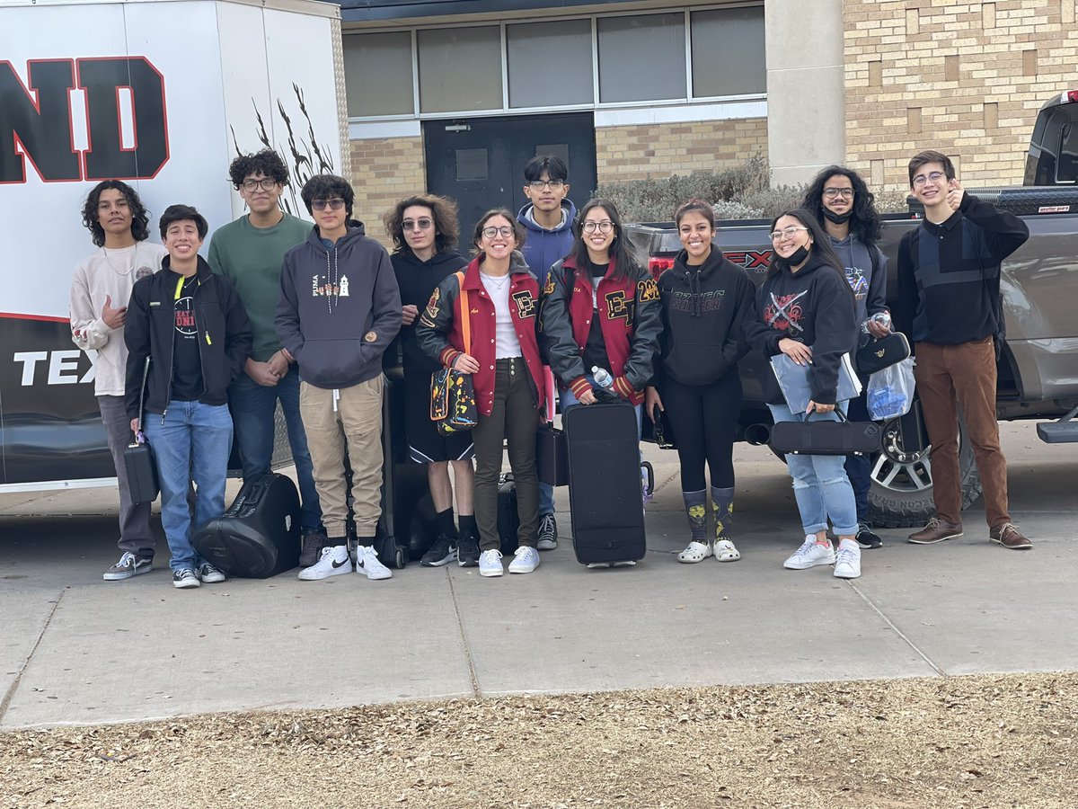 CHinojos_EDHS's tweet photo. Incredibly proud of our 12 Aztec band members who auditioned at the TMEA Area auditions today, three of which qualified for TMEA All-State! All of you are #Reigniting the Empire! #DreamCreateAchieve @EDAztecs_HS @SISD_FineArts https://t.co/dKEMDiVQMA