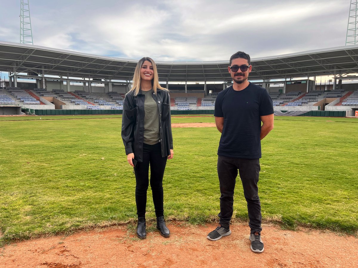PaulinaOcanaE's tweet photo. En entrevista para @TMXDigital, el Secretario @MeyerFalcon nos abrió las puertas del Héctor Espino, donde será la próxima Academia de Béisbol que construye @SEDATU_mx.

Con una inversión de 125 mdp, se apoyará a jóvenes con deseos de realizarse profesionalmente en este deporte. https://t.co/3OiZKC329Y