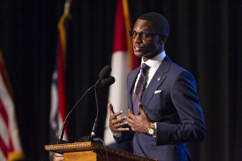 clevelanddotcom's tweet photo. “We can be the Cleveland that young people move back to because there are good jobs, safe streets, good schools, quality grocery stores, good health care… We can and will work toward that goal.” - Mayor Justin Bibb https://t.co/EGexuh3hVe https://t.co/0LIofngFMi