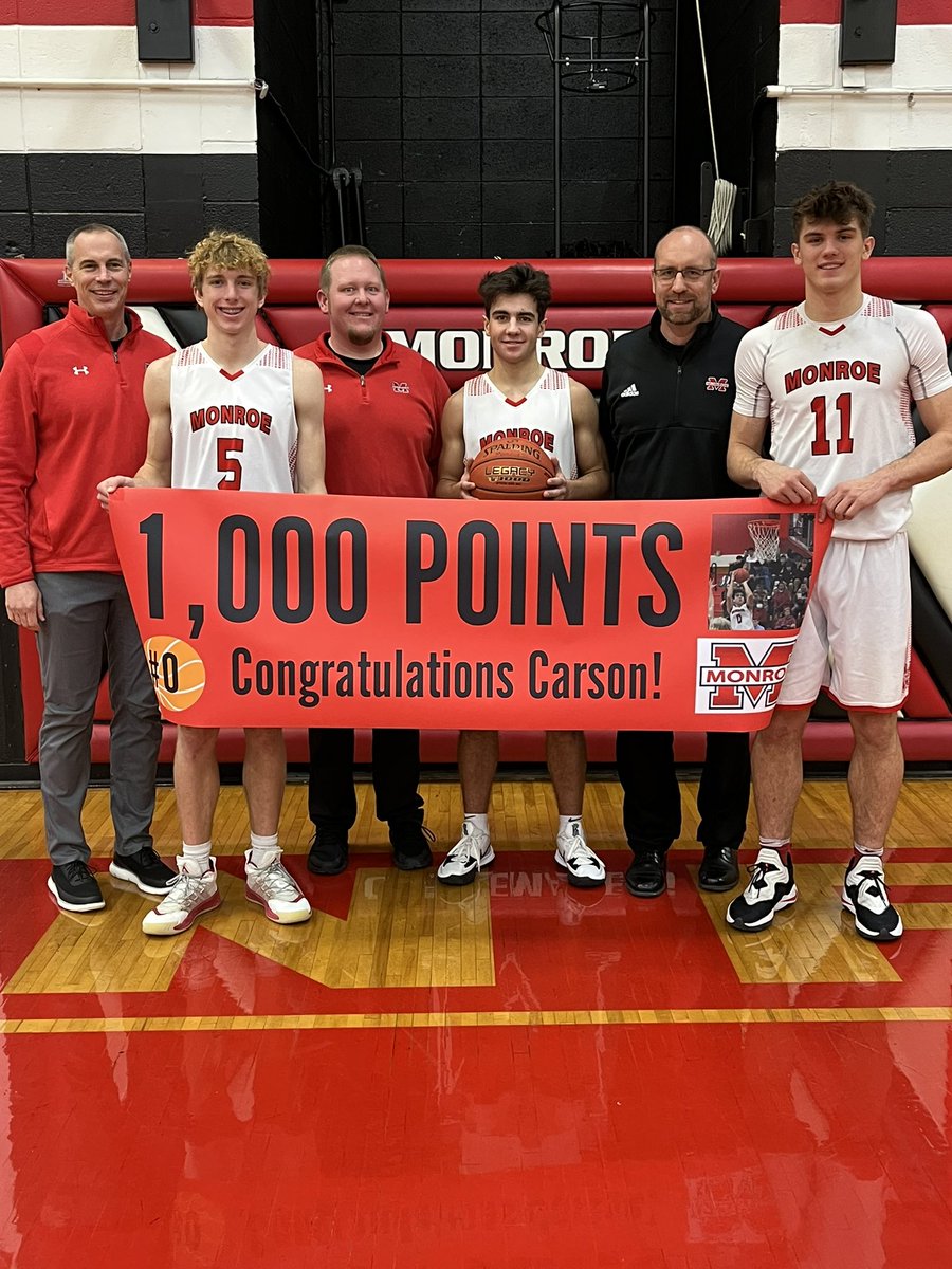 LeuzingerJill's tweet photo. So proud of @leuzing12 for reaching the 1,000 point milestone in today’s game.  Your hard work is really paying off. https://t.co/ejauSFrOIk
