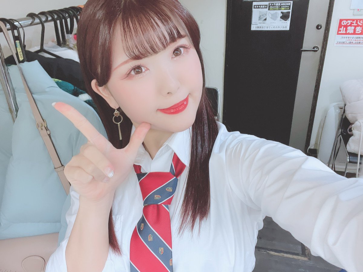 flowflow_koharu's tweet photo. おはまる◎

昨日のオープニングアクトのお写真。
大切な歌をまた歌えて良かったな☺️ https://t.co/iMbwbvjj1T