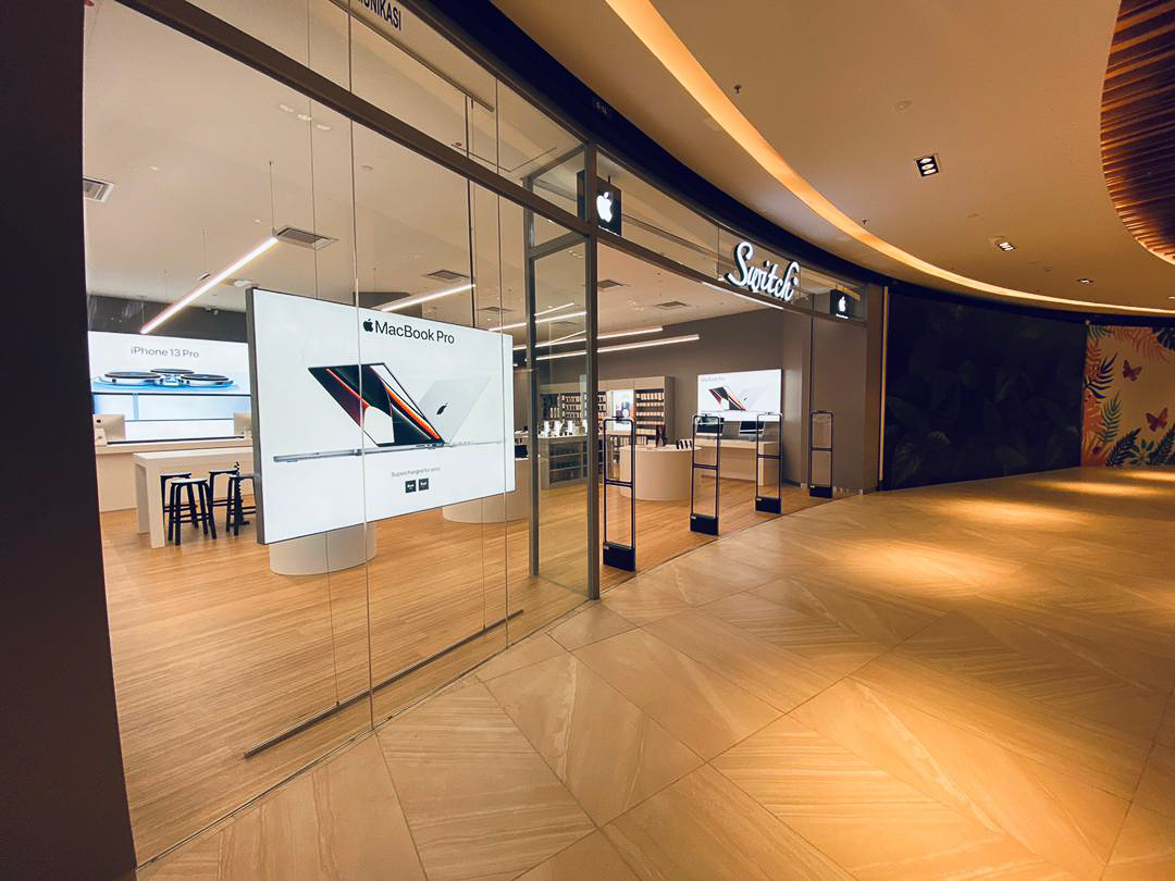 The Gardens Mall - Apple Store - Apple