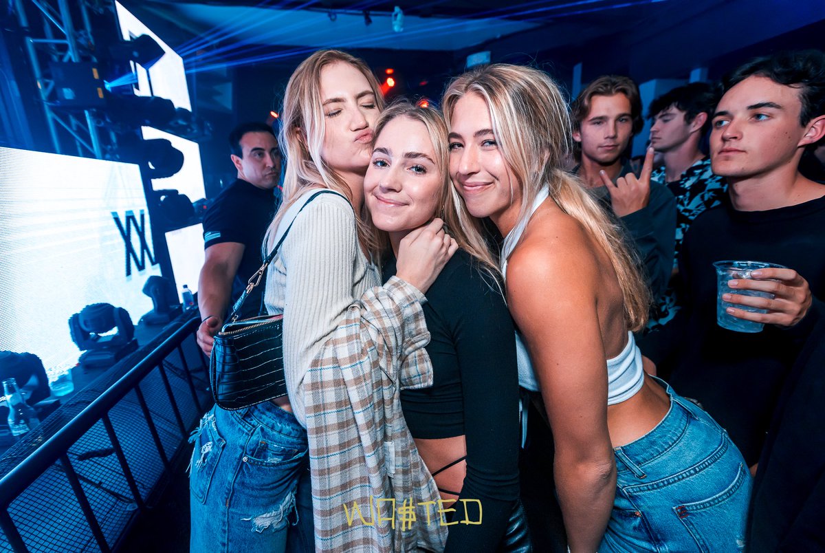 cephas_a7x's tweet photo. It’s not too late to get tickets for this event tonight !!!! House Music show at @circleoc
Save your spot now at
https://t.co/EW73CVyRHi
Or hit me up for info ❤️🔥
.
.
.
#wastedpresents #housemusic #orangecounty #ocnightlife #ocnightclub #ocparty #orangecountynightlife #edm https://t.co/7QTKSa2gOC