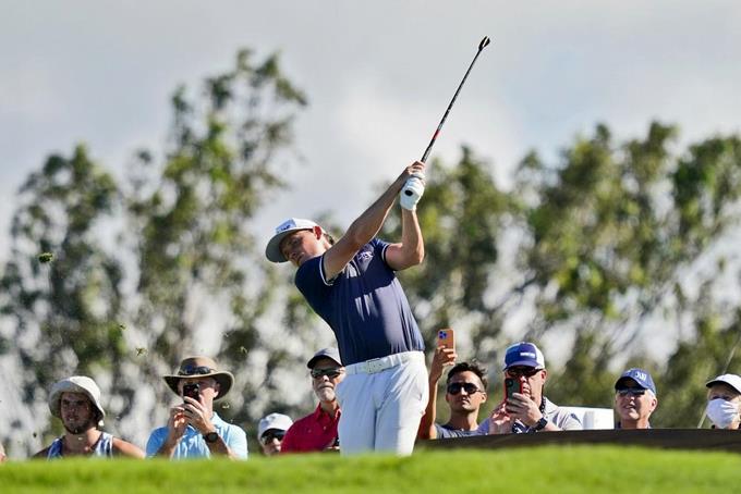 ListinDiario's tweet photo. #DeportesD |Smith se recupera y es líder en Kapalua

Dale clic: https://t.co/Zf3AHG5tYR

#ListinDiario #Smith https://t.co/6HRpGGSVfk