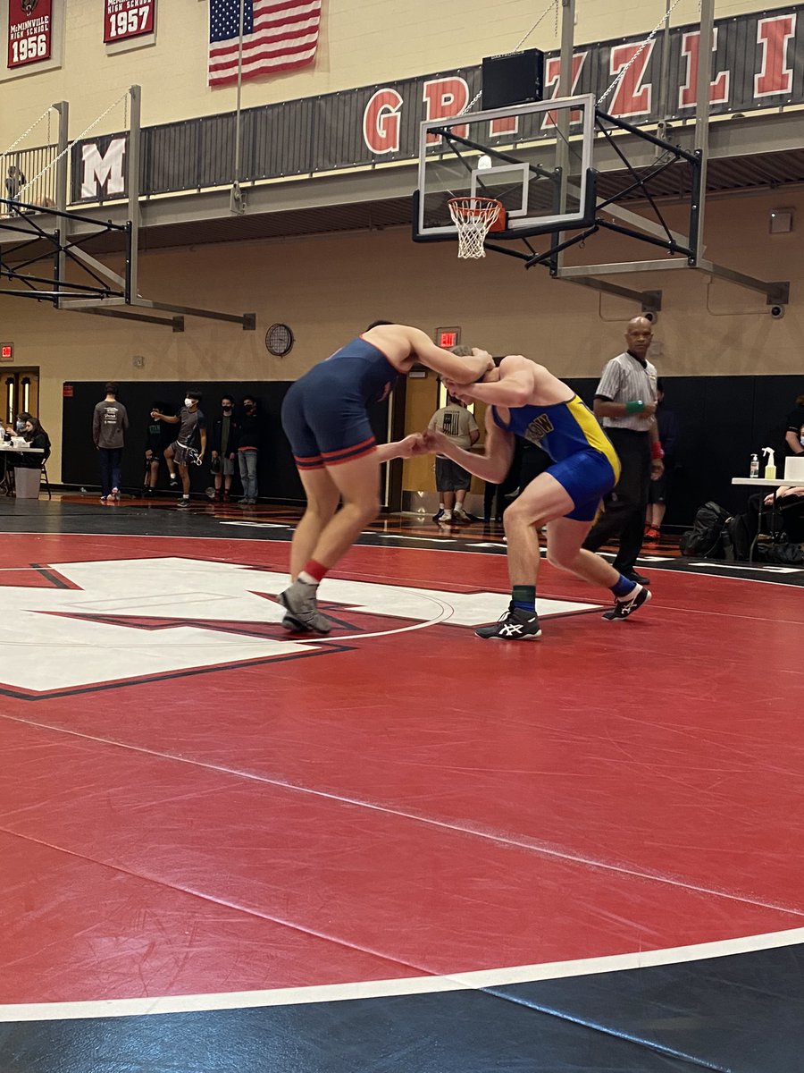 BarlowMatClub's tweet photo. Andrew Collins wins his 3rd place match #BruinTough https://t.co/UPGxRsLXQh