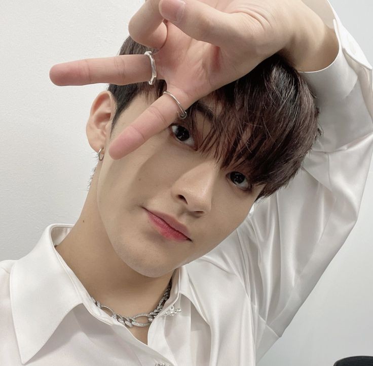 galacticnctzen's tweet photo. ~𝚂𝚠𝚎𝚎𝚝 𝙳𝚛𝚎𝚊𝚖 ♡
#NCTzenSelcaDay #NCT
#nctzen #MARKLEE https://t.co/CULXG2XYof
