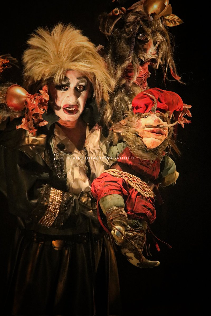 VirCuevas79's tweet photo. Maravilloso espectáculo hoy en @TEATROZORRILLA de @MartinKentActor 👏👏👏👏🎭
#eltransformimo https://t.co/palTDP1qwh