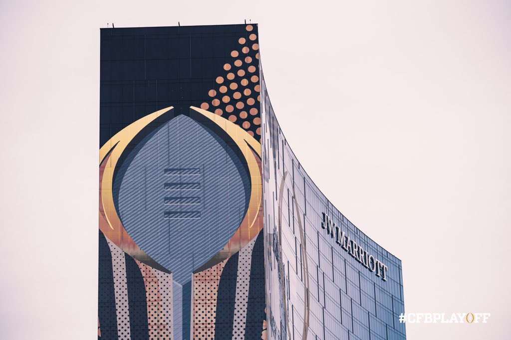 CFBPlayoff's tweet photo. These views > https://t.co/djooXVjylL