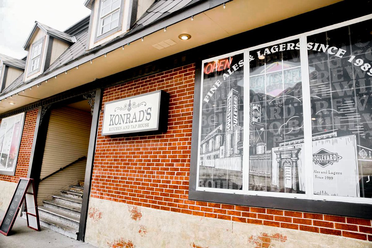 StrotherDist's tweet image. THIS WEEK AT @KonradsLS 

TRIVIA TUESDAY 7pm
Free To Play, Cash Prizes

🎵LIVE MUSIC🎵
January 14th - Dueling Pianos 
January 15th - The Outtakes 

HAPPY HOUR 
Monday - Friday 2:30-5:30

GRAB FOOD TO-GO
Carryout &amp;amp; Curbside Available

816-525-1871