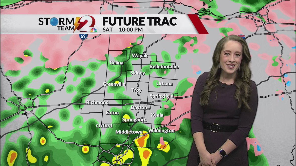 CarlySmithWX's tweet photo. Temperatures will warm into the 40s overnight. The Miami Valley should be dealing with rain showers by 10 pm. Before 10 pm freezing rain is likely for areas north of U.S. 36 and possible for areas north of I-70. 

https://t.co/YMgrHQkrcR https://t.co/qi4mm48zJG
