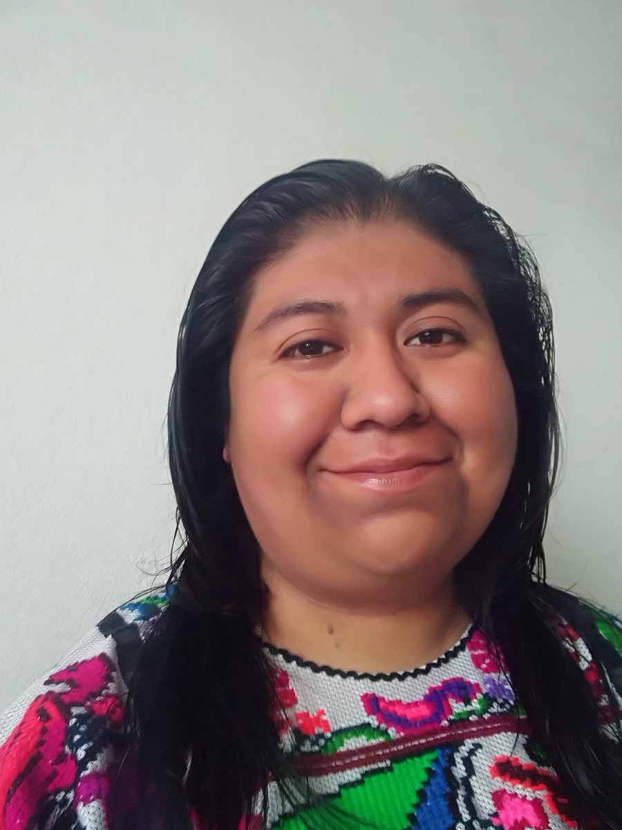 SDCrisOficial's tweet photo. En breve en entrevista con la Mtra. Delia Ávila Suárez en su programa platicaDAS vía FbLive @SintonizaSinFronteras, seguimos compartiendo d mi historia de vida, trayectoria y trabajo con motivo del Premio Nacional de la Juventud 2020-2021. ☺️ #NaSavi #CochoapaElGrande #Ensenada https://t.co/fBKml5jcAh