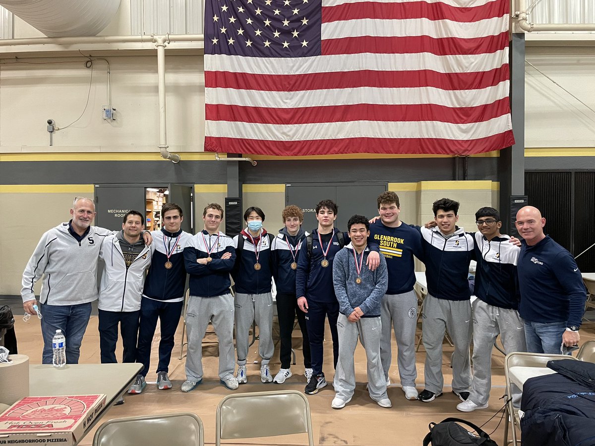 GbsWrestling's tweet photo. Titans have great showing at the 23 team Sycamore Invite. 9th place Drew Duffy 285, 8th place Marcus Santos 126, 7th place Jack Downing 145, 5th Arnold Park 120, 4th Place Max Brown 120, 3rd Place Patrick Downing 160, 2nd place Will Collins 152 @gbs_athletics https://t.co/UMzgBEEHPr