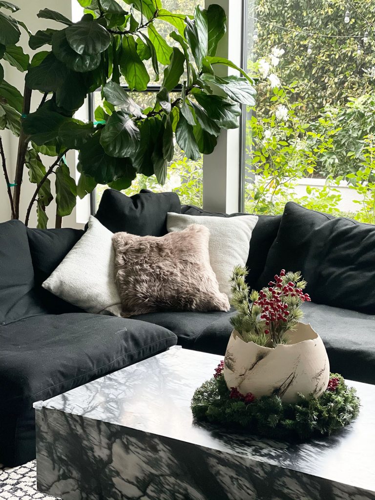 NJREALTORLisaN's tweet photo. Creating coziness in a room isn't that difficult. #interiordesign #homestyle  https://t.co/7fVu6qDBEG https://t.co/pu1mBLxX8h