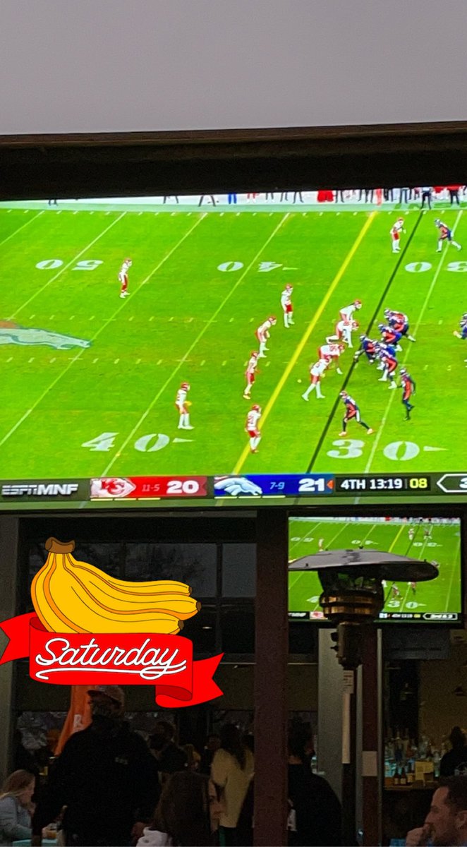 AaronDrez's tweet photo. It’s Saturday @espn @NFL https://t.co/7Wwf5a6Fy4