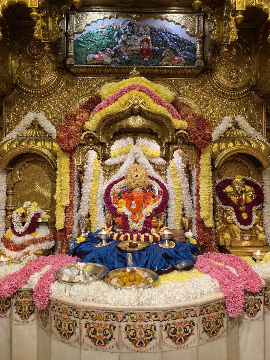 SVTMumbai's tweet photo. 🙏गणपती बाप्पा मोरया 🌺मंगलमूर्ती मोरया 🙏०९/०१/२०२२ https://t.co/aZexCU7Tdd