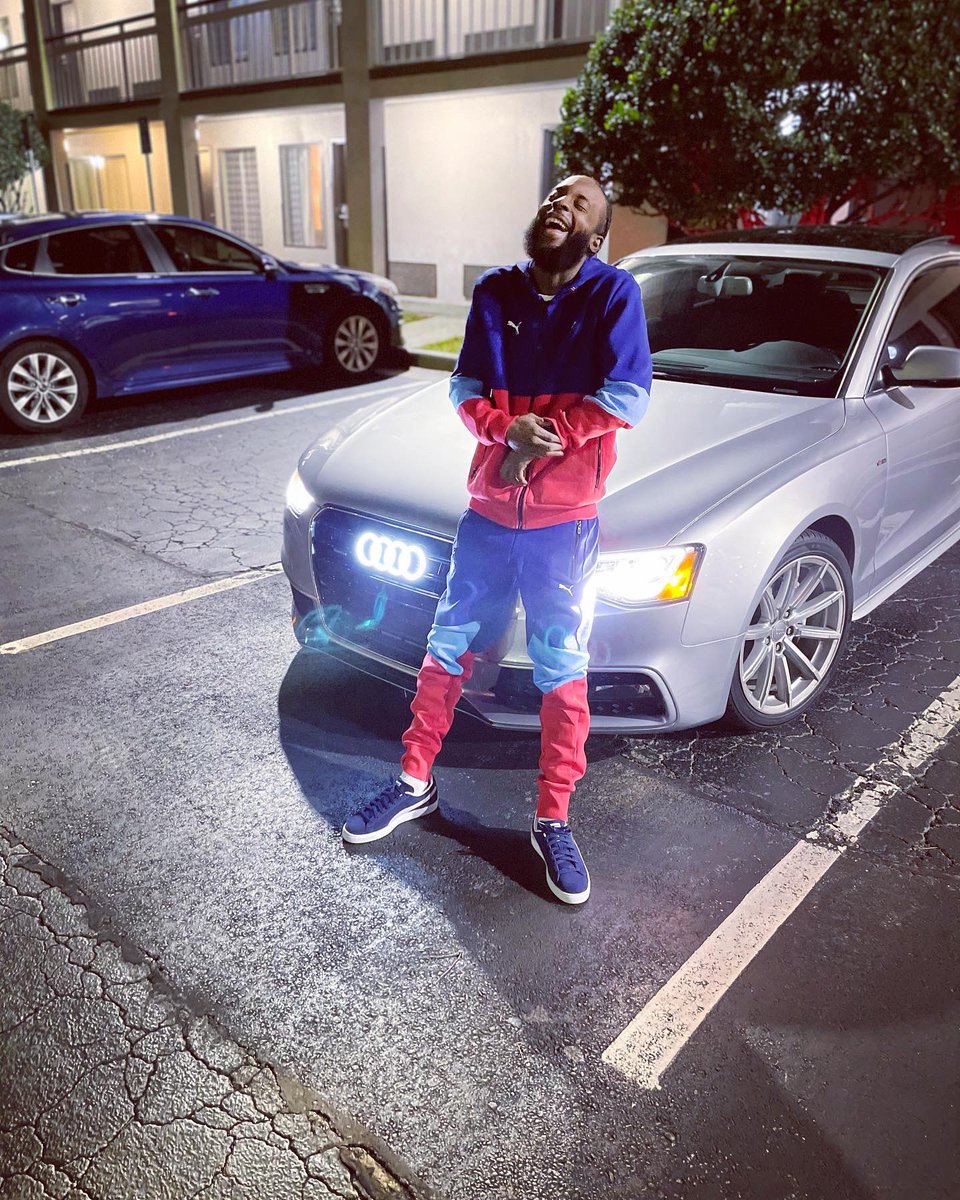 itsajsupreme's tweet photo. “Birthday candles ain’t the only thing getting lit today” #29 https://t.co/qrMht71ia9