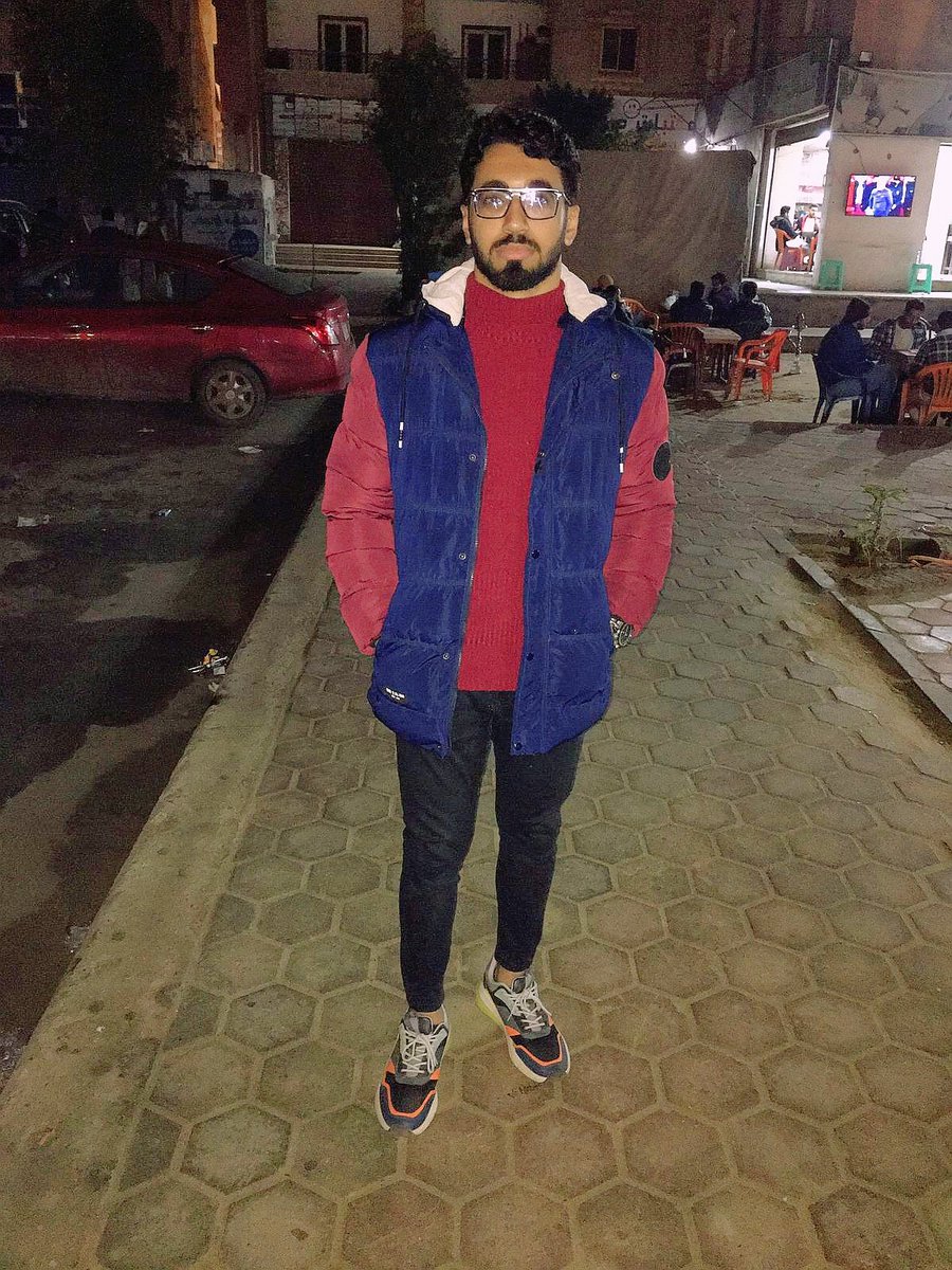 MostafaBakry119's tweet photo. Be yourself because there’s no one better 🖤 https://t.co/yWjE3J1219