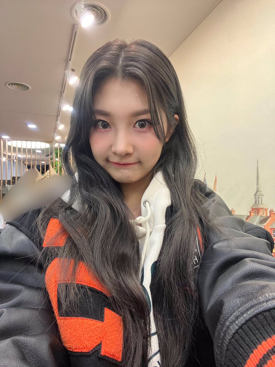 Minseo’s Weverse update 

“Hwaiting 🌟💪🏻😊”

#우아 #wooah @wooah_nv