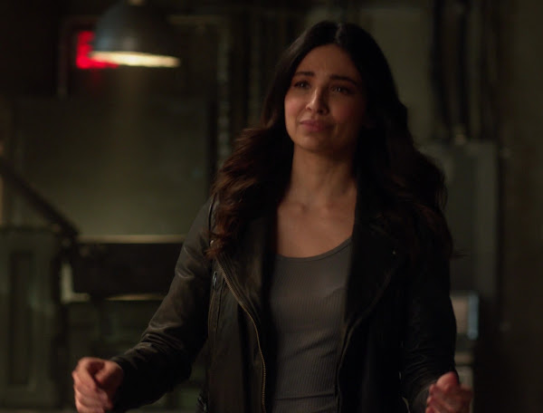 sanvers_bot's tweet photo. ALEX: Maggie. https://t.co/4A7XicPzLw