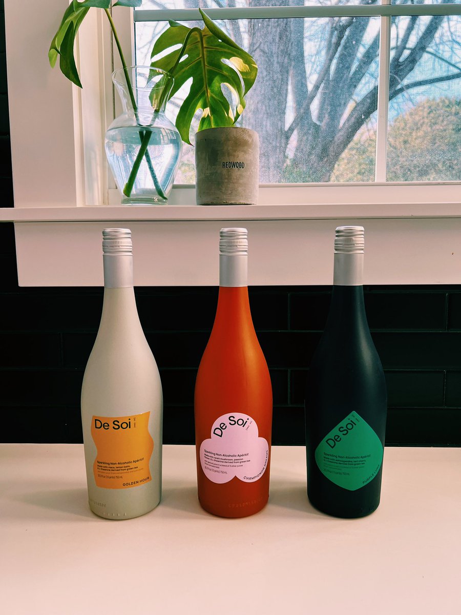 laurapearse's tweet photo. De Soi arrived and it’s beautiful. Trying the purple dune tonight during movie night. ✨

It’s so fun trying new non-alcoholic options and more and more are hitting the market. 

Thanks @iiiitsandrea for the find! @drinkdesoi. https://t.co/EVVKBmmkYJ