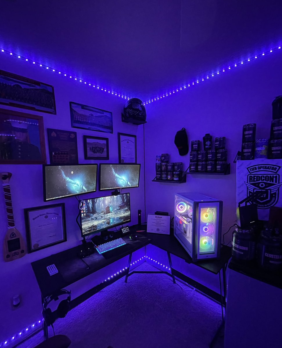 MultiPurposeDad's tweet photo. New setup complete. Even included my sons setup. #pcbuild #pcmasterrace #corsair #ASUS #msi #pc #twitch #affiliate https://t.co/EadORYWGK2