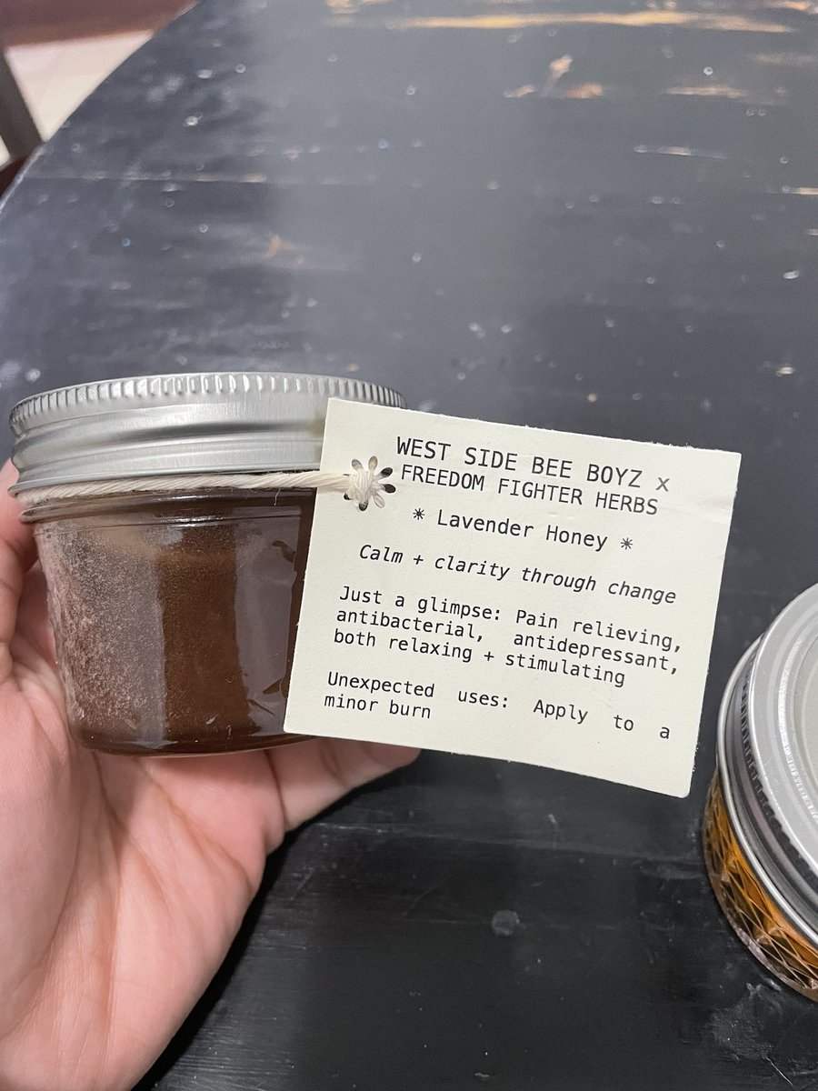 bananabreadgyal's tweet photo. If u live in Chicago or nearby &amp; are a lover of honey I would highly recommend buying honey from the Westside Bee Boyz!!!!! Black owned!! It’s really amazing what they’re doing so u should go support them!!!!! https://t.co/xVQ7SkNSYh