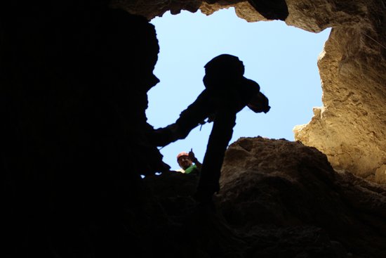 ComedyRiffs's tweet photo. New Lay's bag of chips. Looks pretty deep. I better rappel down. BeLay on! https://t.co/CzzjYuN8Yx