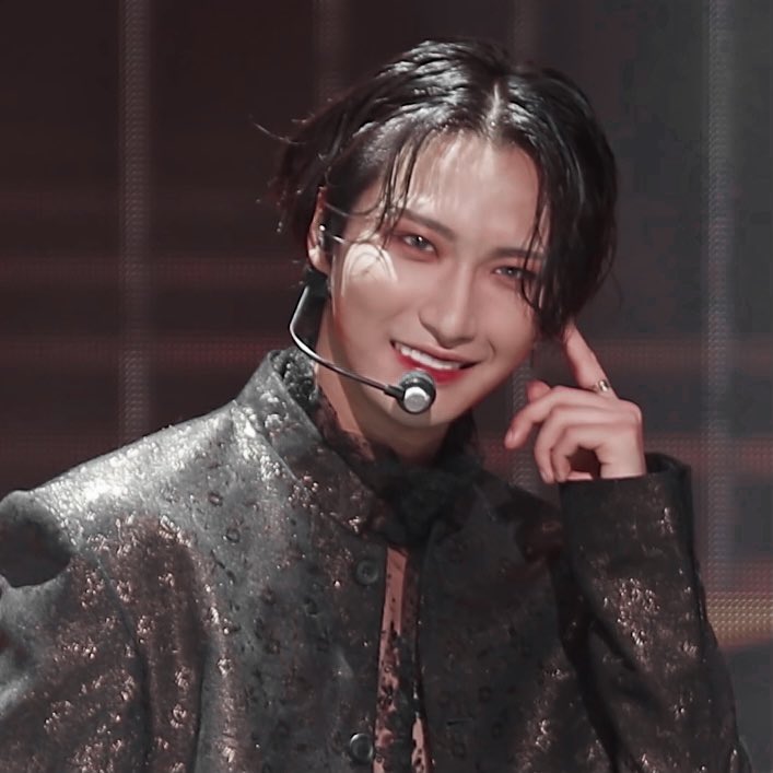 luvsiikmimi's tweet photo. Park Seonghwa.

my first tweet ever and of course I had to make it about him <33 https://t.co/2sTXjrN15V