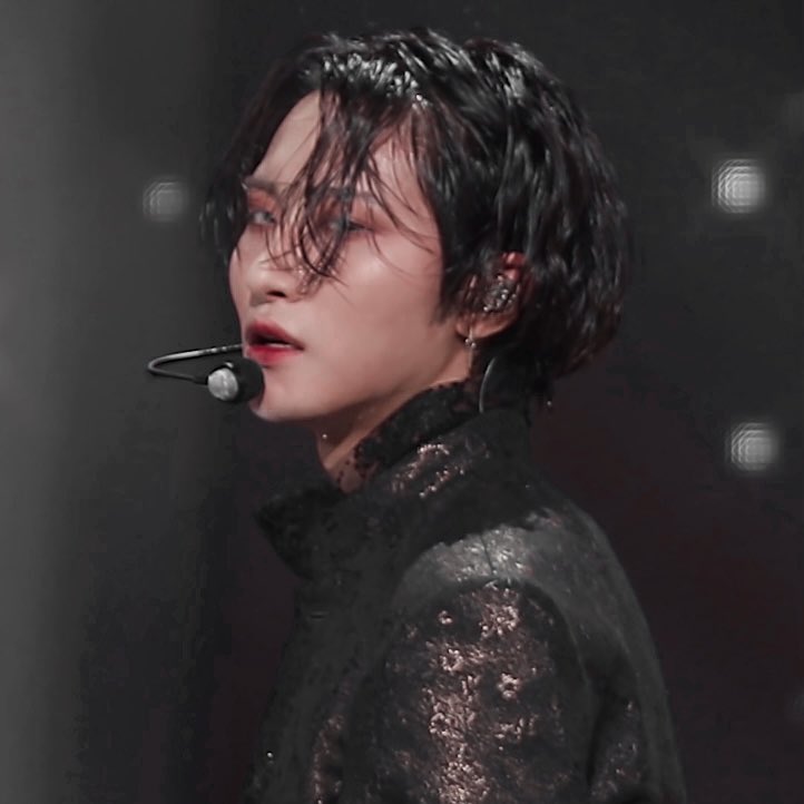 luvsiikmimi's tweet photo. Park Seonghwa.

my first tweet ever and of course I had to make it about him <33 https://t.co/2sTXjrN15V