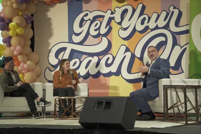 SecCardona's tweet photo. Today, in Indiana I sat down with @heyhopeking &amp; @heywadeking at the Extra Yard for Teachers Summit to speak about @usedgov’s commitment to supporting educators across the country &amp; investing in their futures and the futures of their students. https://t.co/kiLSuKo6qu