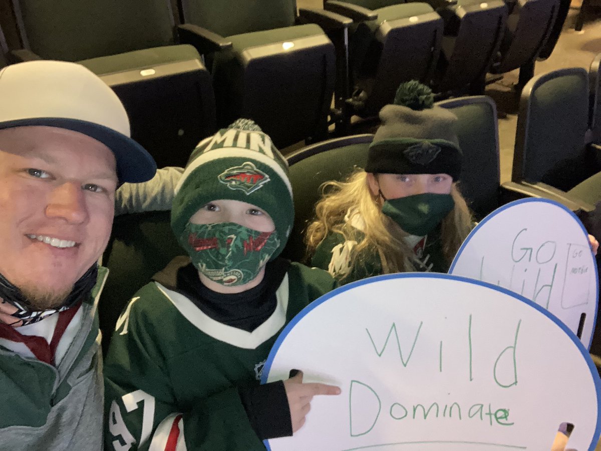 aholtan2's tweet photo. Go WILD!! 🏒🥅 #mnwild https://t.co/QAEw6pZYC1