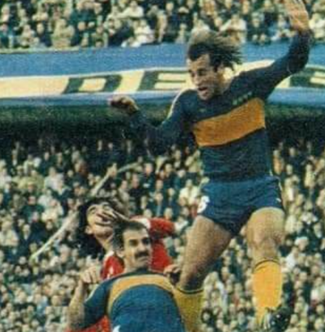 TopJrs's tweet photo. Para terminar, el ranking de ZAGUEROS CENTRALES con + TEMPORADAS COMO TITULAR en #Boca (temp en las q estuvo entre los 11 con más PJ como titular)
1⃣ #Mouzo 9.5 temp (no lo fue en M72-1974-M79-1980-N84)
2⃣ #Marante-#Valussi 9.0
4⃣ #Rogel 7.0
5⃣ #Colman-@Flacoschiavi 6.0 https://t.co/SO0LO4ZPmE