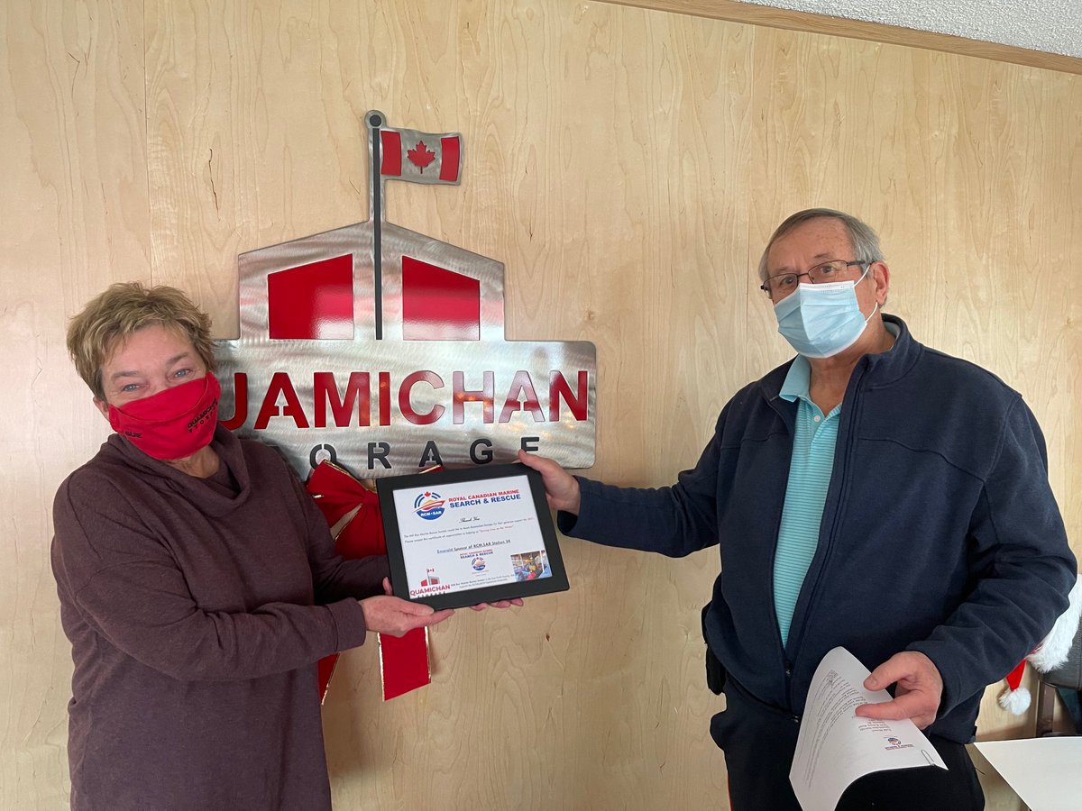 RCMSAR34's tweet photo. Today Quamichan Storage(Sue) received a “Certificate of Recognition” from Jaap from RCMSAR34 - Cowichan. 
Thank you Quamichan Storage for your support, which allow us to continue “Saving Lives on the water”. 
https://t.co/EzM8w7E1NJ https://t.co/3qiOgcT2zU