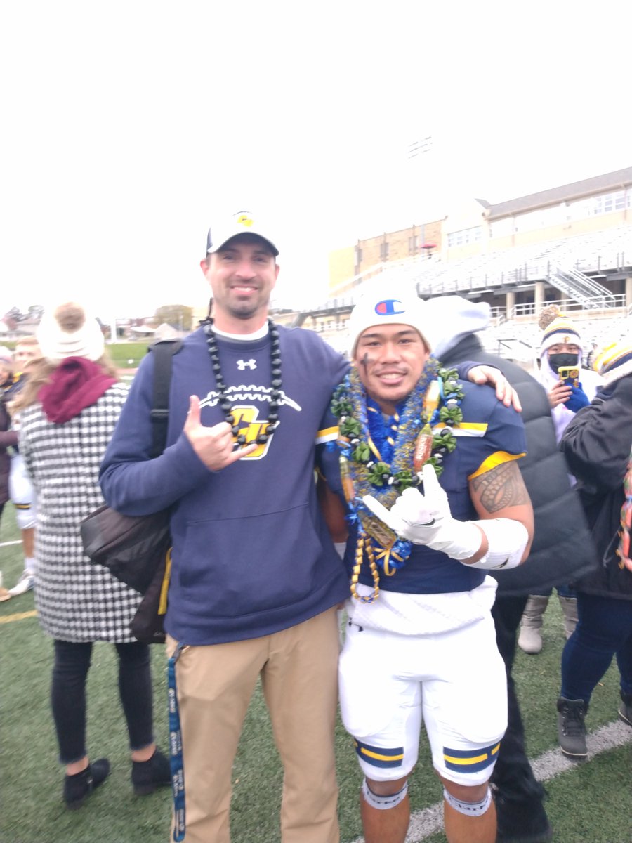 YoTouchdwnCoach's tweet photo. Good luck to my guy @michael_nacnac in the @PodyumBowl Fortunately, good players make good coaches! Have a day Nac https://t.co/B5YL7zK5e0