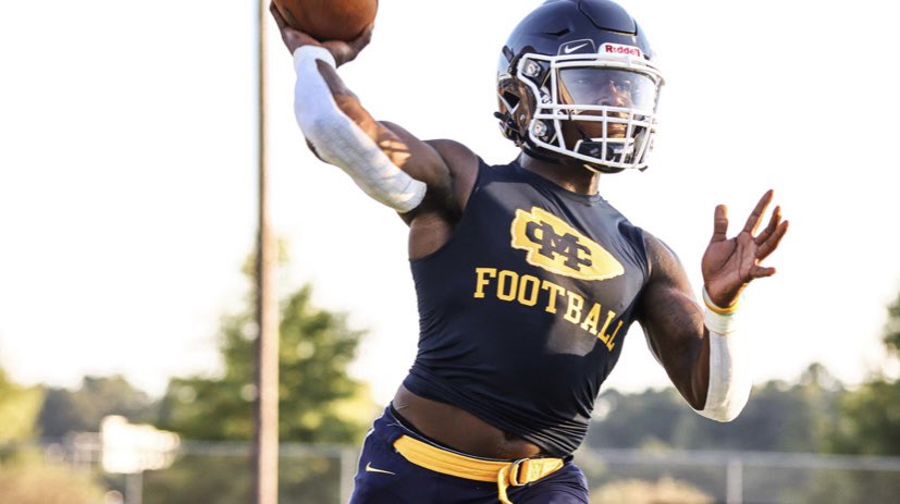 cwells8_'s tweet photo. #AGTG Blessed to be informed that I have received my first offer from Mississippi College #GoChoctaws ! @GoChoctaws_FB https://t.co/peQxceG4Tp