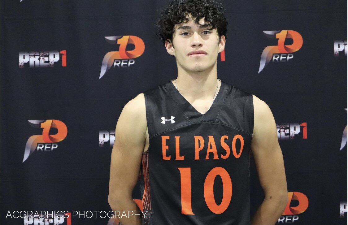 Prep1Athletes's tweet photo. West Texas • 🏀 IMPACT💥Player⚡️

🔥♨️20 pts vs Jefferson | 
01.07.22 

⭐️Christian Carrillo #10 
22’ PG SG 6’3’’ 180lbs.
El Paso HS • El Paso, TX 
➲ @ChristianCarr__ 

In Partnership ⇩ ⇩
@EPSports915 | @wtbbAAU |@raiseupthebar 

📸 @Acgraphics_ 
#txhsbb #uncommitted https://t.co/WPz96R8jcp