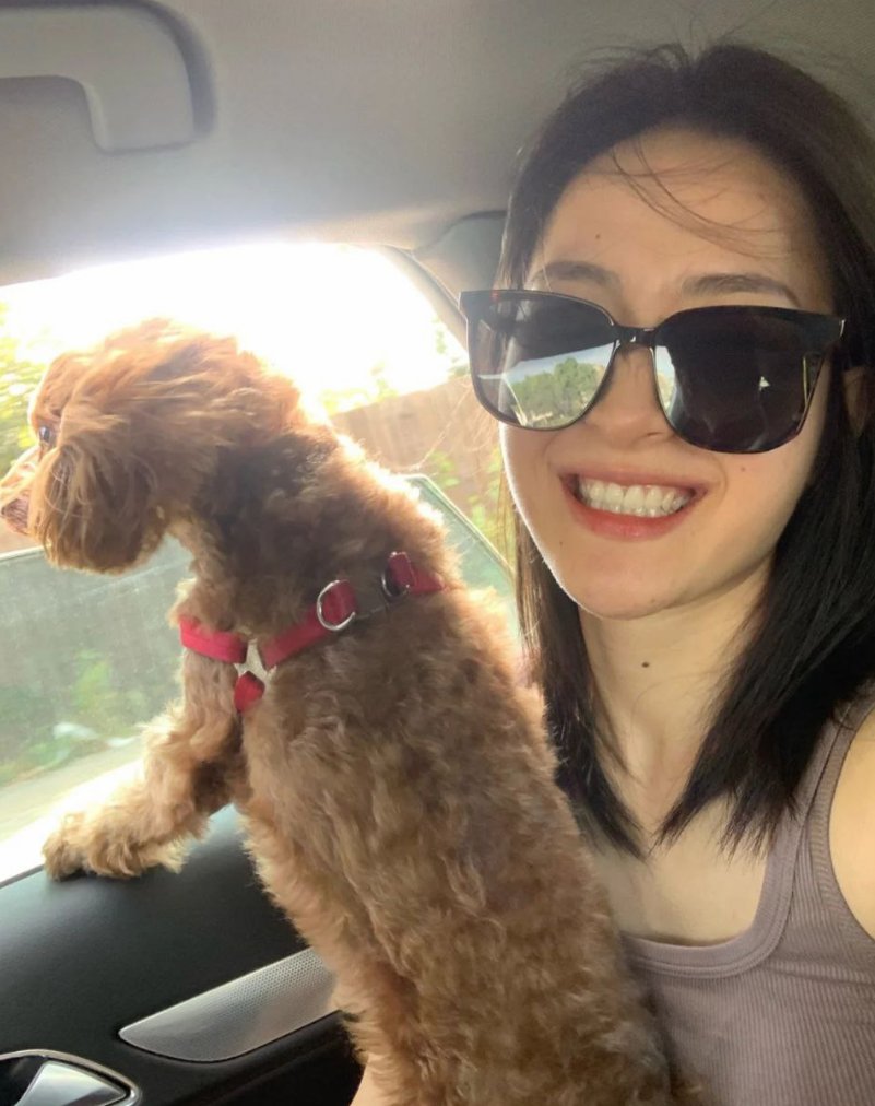 My little puppy took him for a ride😚