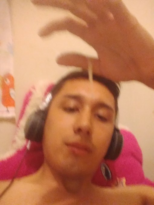 Tengo videos nuevos a cien pesos o 200 lo k sea donaciones tengo mas videos nuevos y de antes los amo