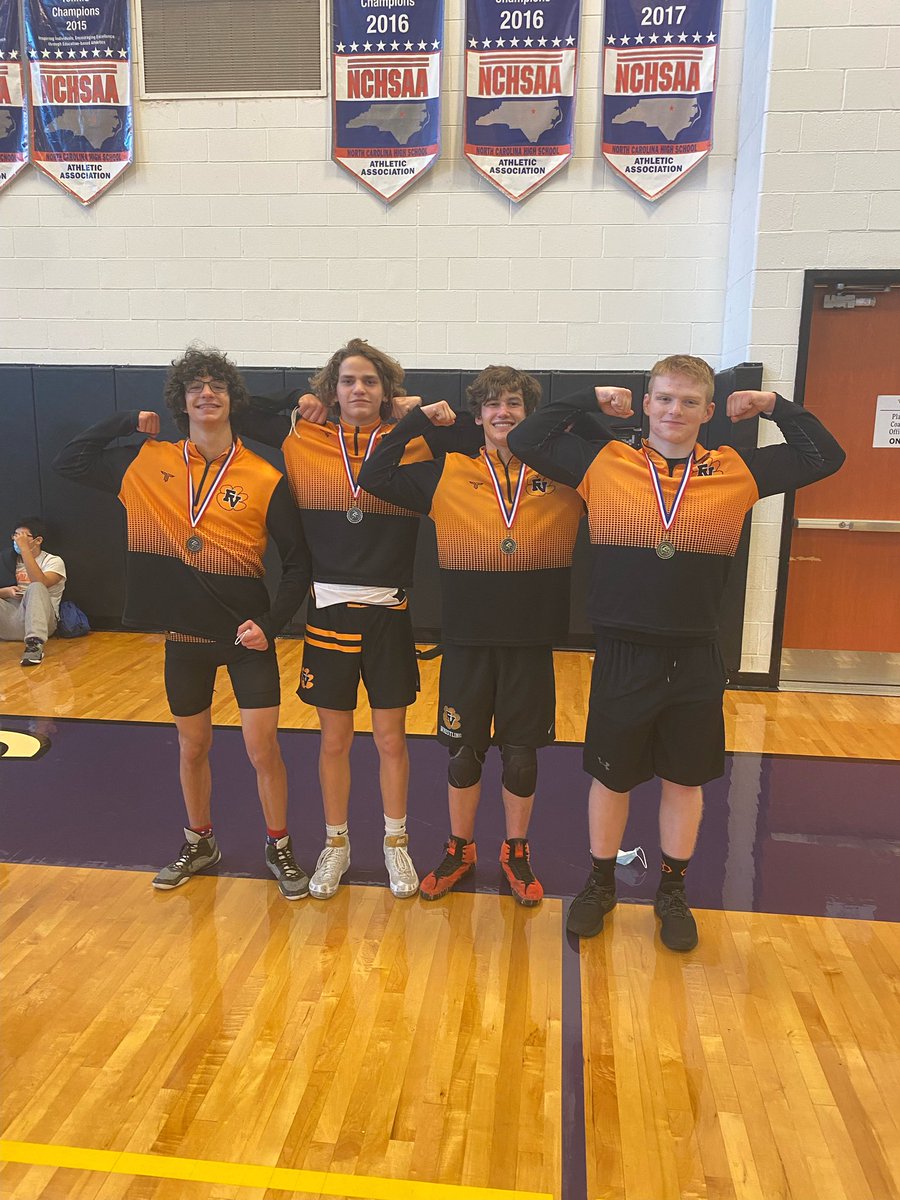 FvhsWrestling's tweet photo. 4 entries 4 finalists at the jaguar invitational! Congrats to our gentleman.

Isaac Brockway - 🥈 
Mason Hawks - 🥇 
Parker Thullner - 🥈 
Austin Roberts - 🥇 https://t.co/3AEVTaqhJk