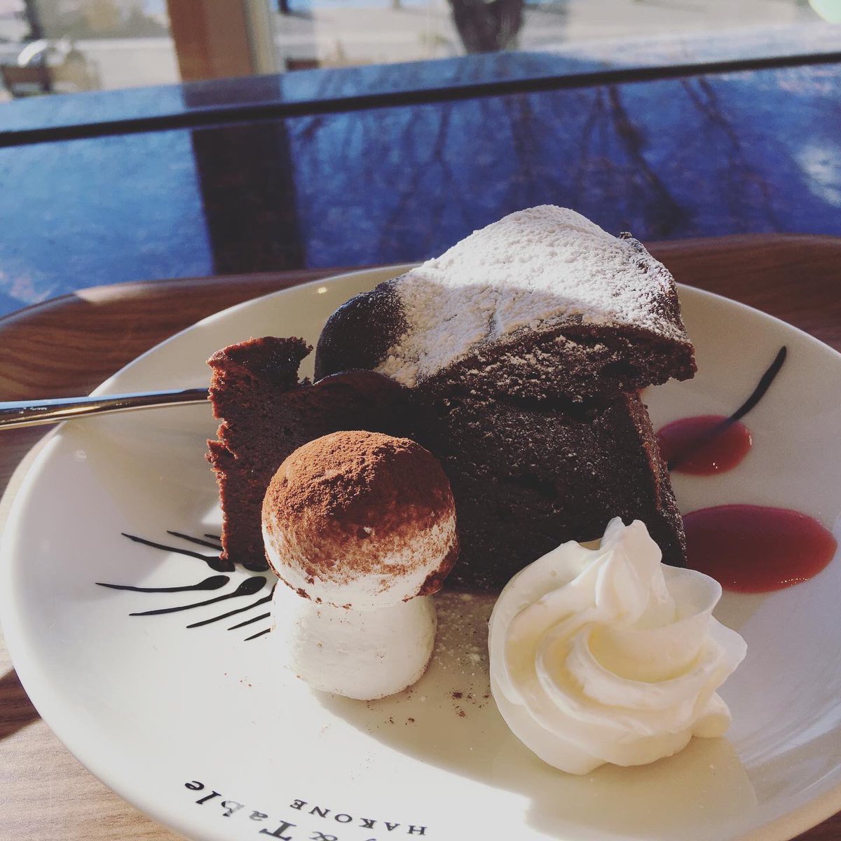 sarahanna_key's tweet photo. 次はいつ行けるかわからないけど無事に産まれたら今度はお子と一緒にまた箱根に行きたい(いつぞやの富士山🗻)

そして今夜はおそらく産前最後のサラハンナラジオ更新です！
ラジオを聴くには4枚目QRコードから友だち追加してくださいね！

あ！そういや成人のみなさまおめでとう^ ^

#bakeryandtable https://t.co/nMQx6rCQGN